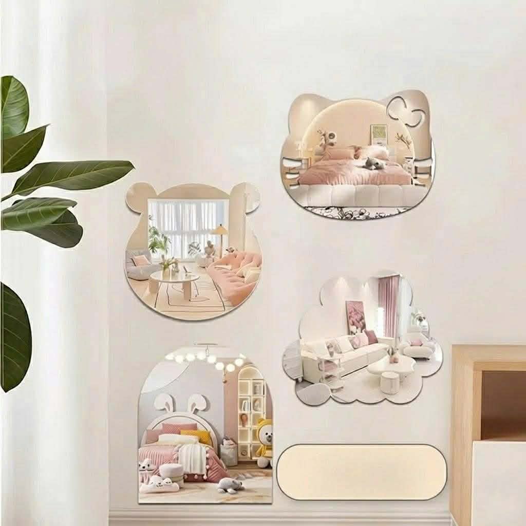 Gương trang trí hoạt hình Acrylic LUMINA